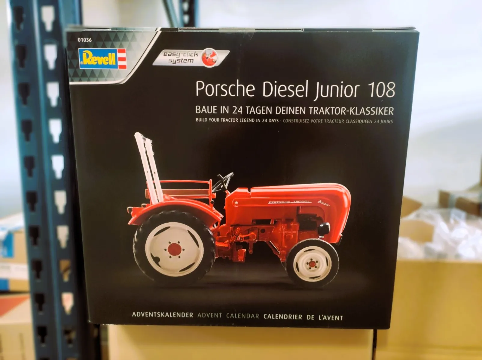 Revell Easy-Click Porsche Junior 108 – Farming Simulator Editie, Schaal 1:24, Kliksysteem Zonder Lijm, Incl. Downloadcode Voor In De Game
