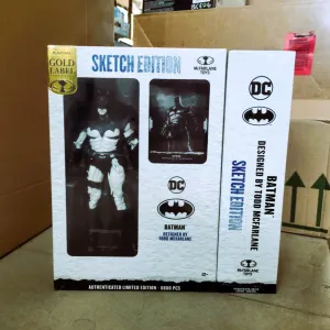 McFarlane Toys DC Multiverse Batman 7-Inch Scale Figure - Sketch Artist Edition with Exclusive Accessories, Ultra Articulation, Designer Box and Collectable Art Card for Collectors